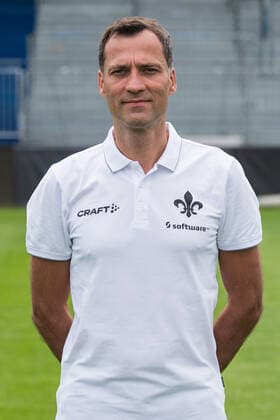 12 07 2021, xfux, football 2 Bundesliga, SV Darmstadt 98, 2 BL, porträttermin 2021 2022, emonline emspor, v l co coach Kai Peter Schmitz, SV Darmstadt 98, 2 BL, porträttermin 2021 2022 Darmstadt