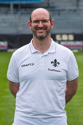 12 07 2021, xfux, football 2 Bundesliga, SV Darmstadt 98, 2 BL, porträttermin 2021 2022, emonline emspor, v l physiotherapist Dirk Schmitt, SV Darmstadt 98, 2 BL, porträttermin 2021 2022 Darmstadt
