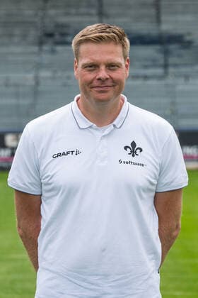 12 07 2021, xfux, football 2 Bundesliga, SV Darmstadt 98, 2 BL, porträttermin 2021 2022, emonline emspor, v l team doctor Dr Philip Jessen, SV Darmstadt 98, 2 BL, porträttermin 2021 2022 Darmstadt