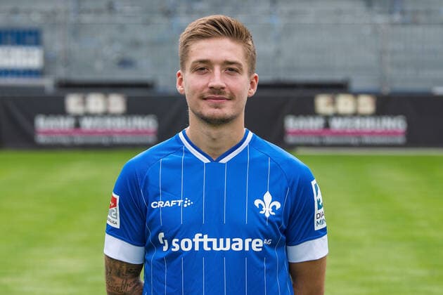 12 07 2021, xfux, football 2 Bundesliga, SV Darmstadt 98, 2 BL, porträttermin 2021 2022, emonline emspor, v l Marvin Mehlem, SV Darmstadt 98, 2 BL, porträttermin 2021 2022, Darmstadt