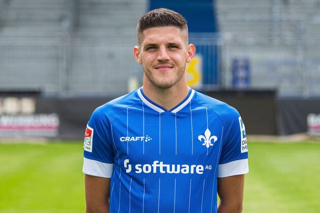 12 07 2021, xfux, football 2 Bundesliga, SV Darmstadt 98, 2 BL, porträttermin 2021 2022, emonline emspor, v l Emir Karic, SV Darmstadt 98, 2 BL, porträttermin 2021 2022, Darmstadt