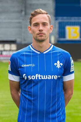 12 07 2021, xfux, football 2 Bundesliga, SV Darmstadt 98, 2 BL, porträttermin 2021 2022, emonline emspor, v l Jannik Mueller, SV Darmstadt 98, 2 BL, porträttermin 2021 2022, Darmstadt