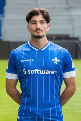 12 07 2021, xfux, football 2 Bundesliga, SV Darmstadt 98, 2 BL, porträttermin 2021 2022, emonline emspor, v l Ensar Arslan, SV Darmstadt 98, 2 BL, porträttermin 2021 2022, Darmstadt