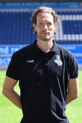 Dr Falk Ullerich Team doctor MSV Duisburg 3 League, portrait date 2021 2022 xRx