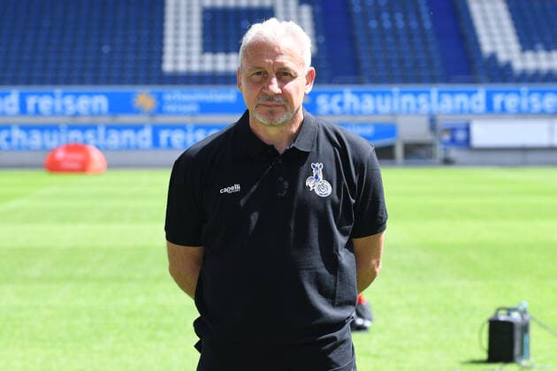 Pavel Dotchev trainer head coach MSV Duisburg 3 league, porträttermin 2021 2022 xRx