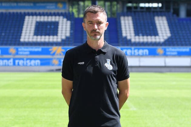Branimir Bajic Co Trainer Analyst MSV Duisburg 3 Liga, Porträttermin 2021 2022 xRx