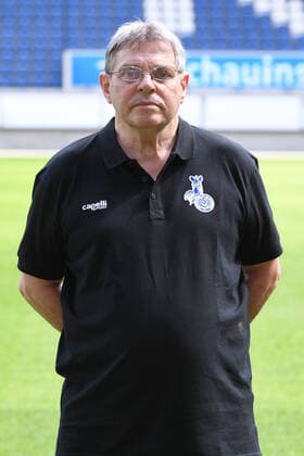 Manni Piwonski stuff keeper MSV Duisburg 3 league, portrait date 2021 2022 xRx