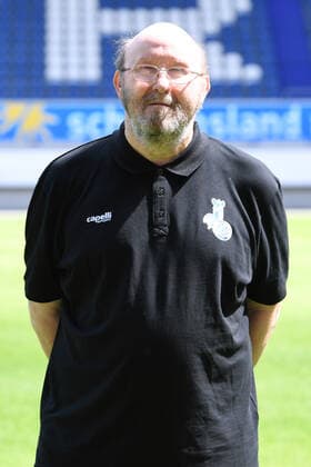 Peter Lindner stuff keeper MSV Duisburg 3 league, portrait date 2021 2022 xRx