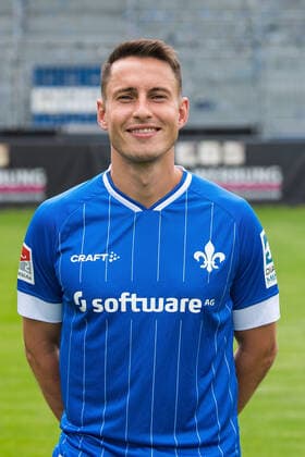 12 07 2021, xfux, football 2 Bundesliga, SV Darmstadt 98, 2 BL, porträttermin 2021 2022, emonline emspor, v l Fabian Schnellhardt, SV Darmstadt 98, 2 BL, porträttermin 2021 2022, Darmstadt.