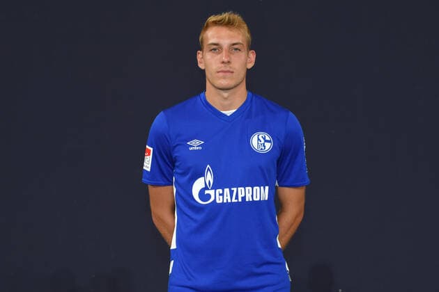 Timo Becker FC Schalke 04 1 BL, portrait date 2021 2022 Gelsenkirchen North Rhine Westphalia Germany Team2