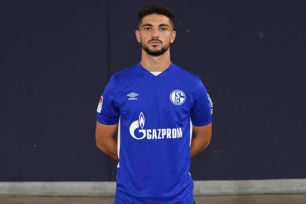 Kerim Calhanoglu FC Schalke 04 1 BL, portrait date 2021 2022 Gelsenkirchen North Rhine-Westphalia Germany Team2