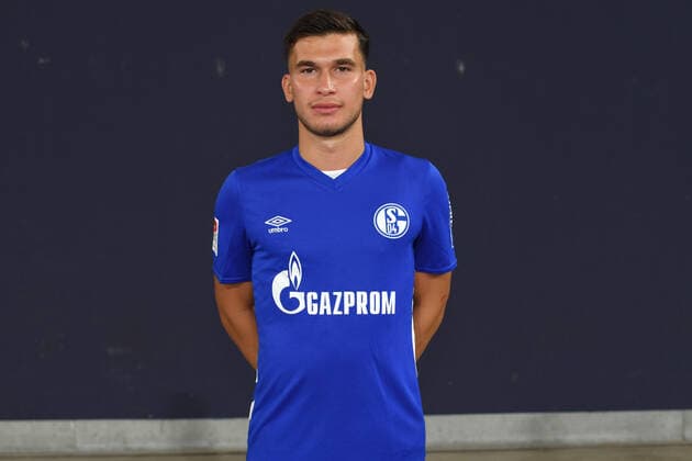 Mehmet Can Aydin FC Schalke 04 1 BL, portrait date 2021 2022 Gelsenkirchen North Rhine Westphalia Germany Team2
