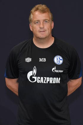 Co-coach Mike Büskens FC Schalke 04 1 BL, portrait date 2021 2022 Gelsenkirchen Nordrhein Westfalen Germany Team2