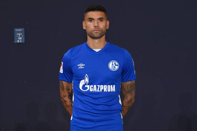 Victor Palsson FC Schalke 04 1 BL, port date 2021 2022 Gelsenkirchen North Rhine Westphalia Germany Team2