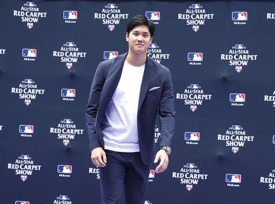 Los Angeles Angels Shohei Ohtani poses during the MLB, Baseball Herren, USA All-Star Red Carpet Show at Coors Field in Denver, Colorado, on Tuesday, July 13, 2021.  DEN20210713505 BOBxSTRONG