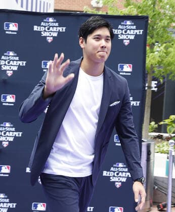 Los Angeles Angels Shohei Ohtani poses during the MLB, Baseball Herren, USA All-Star Red Carpet Show at Coors Field in Denver, Colorado, on Tuesday, July 13, 2021.  DEN20210713507 BOBxSTRONG
