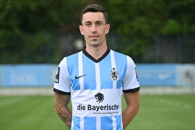 Philipp STEINHART TSV 1860 Muenchen , 3 Liga,Portraettermin 2021 2022