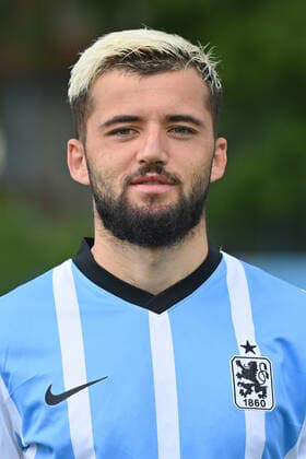 Keanu STAUDE TSV 1860 Muenchen , 3 Liga,Portraettermin 2021 2022