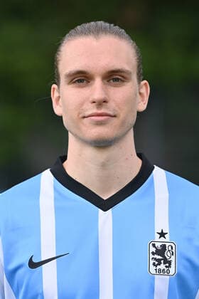 Tim LINSBICHLER TSV 1860 Muenchen , 3 Liga,Portraettermin 2021 2022
