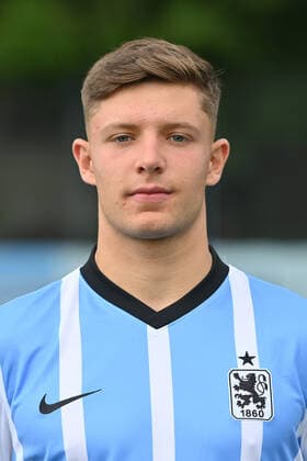 Maxim GRESLER TSV 1860 Muenchen , 3 Liga,Portraettermin 2021 2022