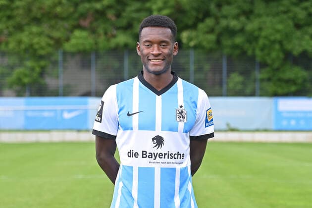 Merveille BIANKADI TSV 1860 Muenchen , 3 Liga,Portraettermin 2021 2022