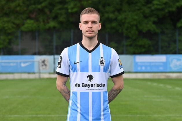 Daniel Wein TSV 1860 Muenchen , 3 Liga,Portraettermin 2021 2022