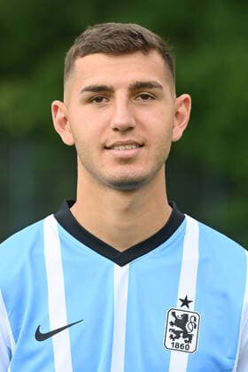 Semi BELKAHIA TSV 1860 Muenchen , 3 Liga,Portraettermin 2021 2022
