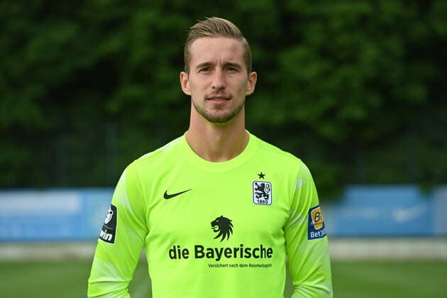 Marco Hiller,Goalkeeper 1860 Muenchen , 3 Liga,Portraettermin 2021 2022