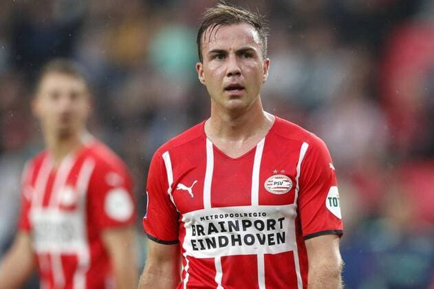 EINDHOVEN - Mario Gotze of PSV Eindhoven during the friendly match between PSV Eindhoven and PAOK FC at Phillips Stadium on July 14, 2021 in Eindhoven, Netherlands. ANP JEROEN PUTMANS International Friendly, 2021 2022 xVIxANPxSportx xxANPxIVx *** EINDHOVEN Mario Gotze of PSV Eindhoven during the friendly match between PSV Eindhoven and PAOK FC at Phillips Stadium on July 14, 2021 in Eindhoven, Netherlands ANP JEROEN PUTMANS International Friendly 2021 2022 xVIxANPxSportx xxANPxIVx 433921361
