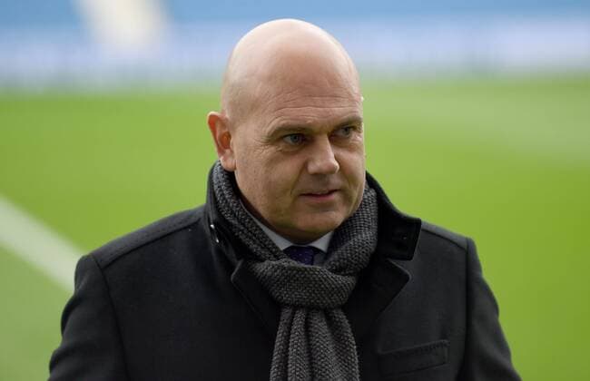 Fußball, Trainerhistorie Brighton & Hove Albion von 1901 bis heute Mandatory Credit: Photo by Liz Finlayson TPI Shutterstock (10042531g) Former Brighton player and manager Dean Wilkins arrives at the the American Express Community Stadium ahead of the the Premier League match between Brighton and Hove Albion and Everton. 29th December 2018 Brighton & Hove Albion v Everton, Premier League, Football, The Amex Stadium, Brighton, UK - 29 Dec 2018 EDITORIAL USE ONLY No use with unauthorised audio, video, data, fixture lists (outside the EU), club league logos or live services. Online in-match use limited to 45 images (+15 in extra time). No use to emulate moving images. No use in betting, games or single club league player publications services. Brighton & Hove Albion v Everton, Premier League, Football, The Amex Stadium, Brighton, UK - 29 Dec 2018 EDITORIAL USE ONLY No use with unauthorised audio, video, data, fixture lists (outside the EU), club league logos or live services. Online in-match use limited to 45 images (+15 in extra time). No use to emulate moving images. No use in betting, games or  Copyright: xLizxFinlayson TPI Shutterstockx 10042531g