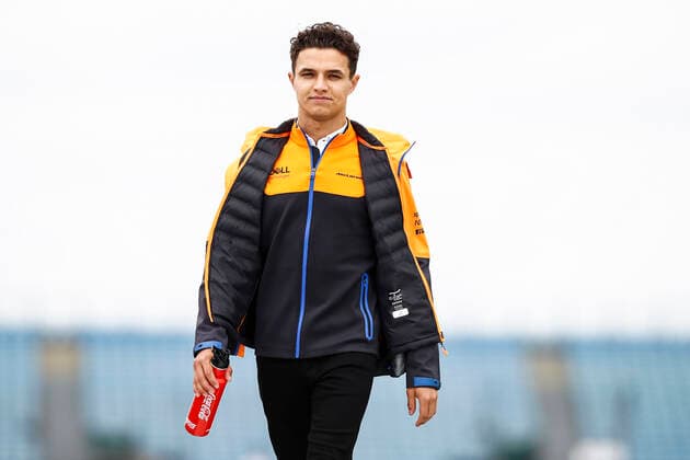 NORRIS Lando (gbr), McLaren MCL35M, portrait during the Formula 1 Pirelli British Grand Prix 2021, 10th round of the 2021 FIA Formula One World Championship, WM, Weltmeisterschaft from July 16 to 18, 2021 on the Silverstone Circuit, in Silverstone, United Kingdom FORMULE 1 : Grand Prix de Grande Bretagne - 15 07 2021 DPPI Panoramic  00121020__B2_6454