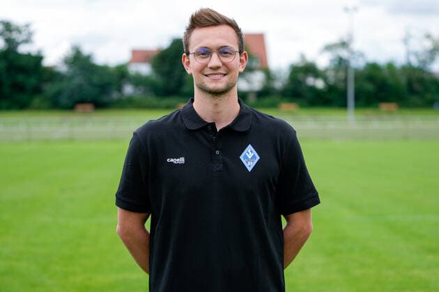 Cedric Schmidt Physiotherapist SV Waldhof Mannheim 3 League, Portrait Date 2021 2022 xozx