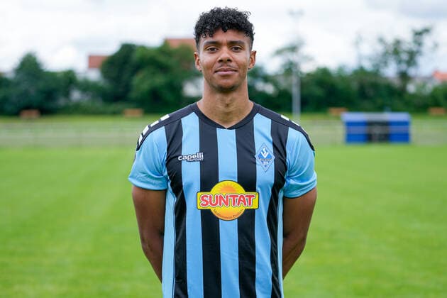 Niklas Wilson Sommer Willy Sommer SV Waldhof Mannheim 3 Liga, portrait date 2021 2022 xozx