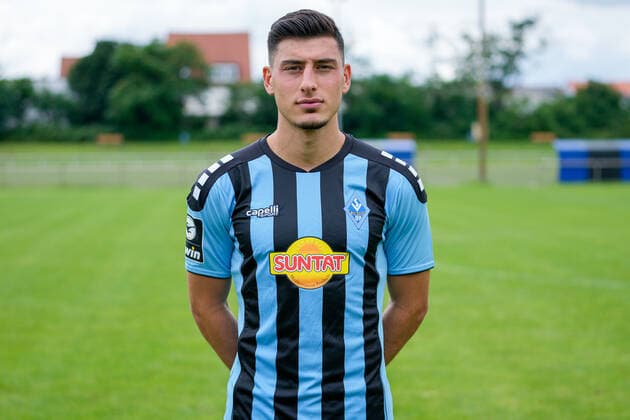 Stefano Russo SV Waldhof Mannheim 3 League, portrait date 2021 2022 xozx