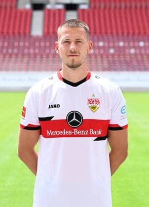 FUSSBALL 1 BUNDESLIGA SAISON 2021 2022 12 07 2021 Photo session with VfB Stuttgart at the Mercedes Benz Arena Waldemar Anton