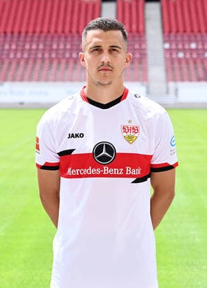FUSSBALL 1 BUNDESLIGA SAISON 2021 2022 12 07 2021 Photo session with VfB Stuttgart at the Mercedes Benz Arena Marc Oliver Kempf