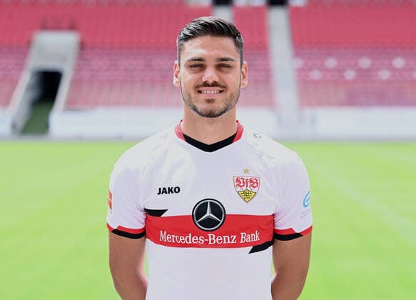 FOOTBALL 1 BUNDESLIGA SEASON 2021 2022 12 07 2021 Photo session with VfB Stuttgart at the Mercedes Benz Arena Konstantinos Mavropanos