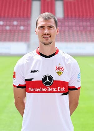 FUSSBALL 1 BUNDESLIGA SAISON 2021 2022 12 07 2021 Photo session with VfB Stuttgart at the Mercedes Benz Arena Pascal Stenzel
