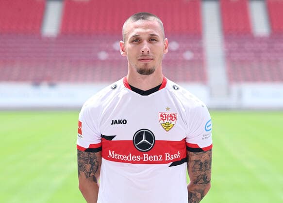 FOOTBALL 1 BUNDESLIGA SEASON 2021 2022 12 07 2021 Photo session with VfB Stuttgart at the Mercedes Benz Arena Darko Churlinov