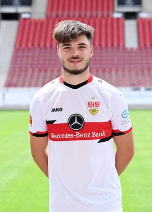 FUSSBALL 1 BUNDESLIGA SAISON 2021 2022 12 07 2021 Photo session with VfB Stuttgart at the Mercedes Benz Arena Lilian Egloff