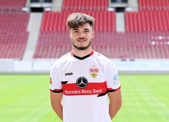 FUSSBALL 1 BUNDESLIGA SAISON 2021 2022 12 07 2021 Photo session with VfB Stuttgart at the Mercedes Benz Arena Lilian Egloff
