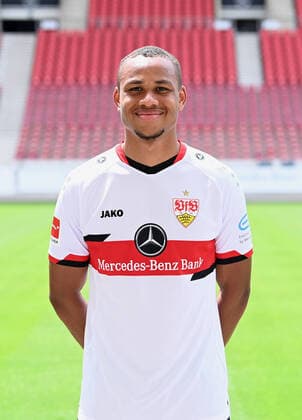 FUSSBALL 1 BUNDESLIGA SAISON 2021 2022 12 07 2021 Photo session with VfB Stuttgart at the Mercedes Benz Arena Nikolas Nartey