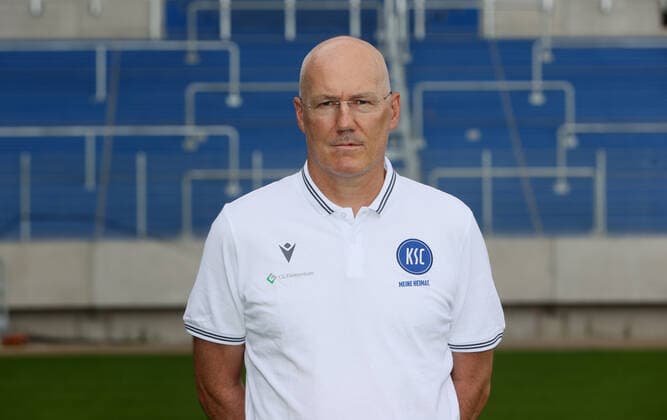 Karlsruher SC portrait date season 2021 2022 Burkhard Reich team manager , Karlsruher SC, 2 Bundesliga, portrait date 2021 2022