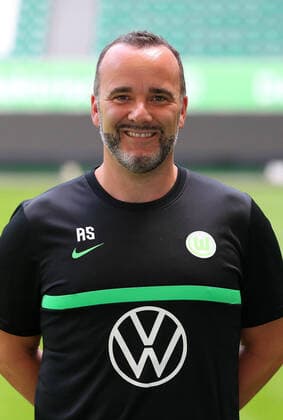VfL photo appointment Wolfsburg, 13 07 2021, FOOTBALL VfL Wolfsburg, Bundesliga, photo appointment, season 2021 22 chiropractor Alexander Steinbrenner VfL Wolfsburg