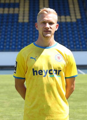 Bryan Henning Eintracht Braunschweig 3 league, portrait date 2021 2022