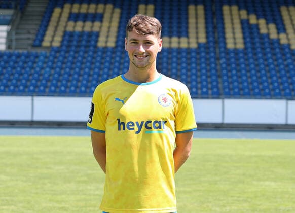 Yari Otto Eintracht Braunschweig 3 league, portrait date 2021 2022