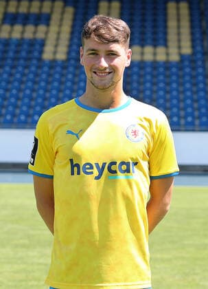 Yari Otto Eintracht Braunschweig 3 league, portrait date 2021 2022