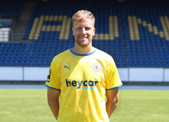 Brian Behrendt Eintracht Braunschweig 3 league, portrait date 2021 2022