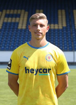Felix Stumpe Eintracht Braunschweig 3 league, portrait date 2021 2022