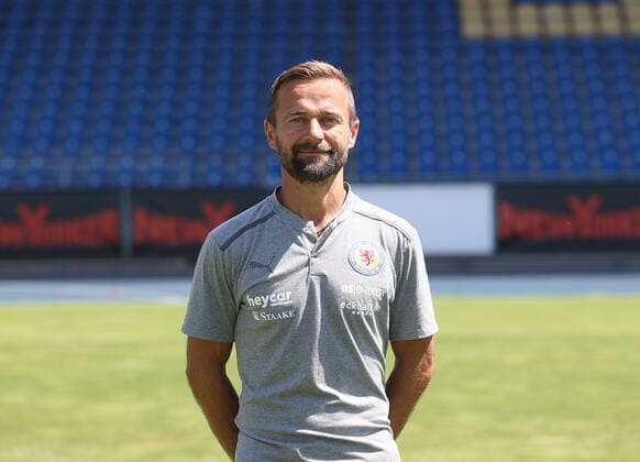 Head coach Michael Schiele Eintracht Braunschweig 3 league, portrait date 2021 2022